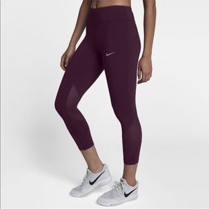 Nike | Epic Luxe Capri